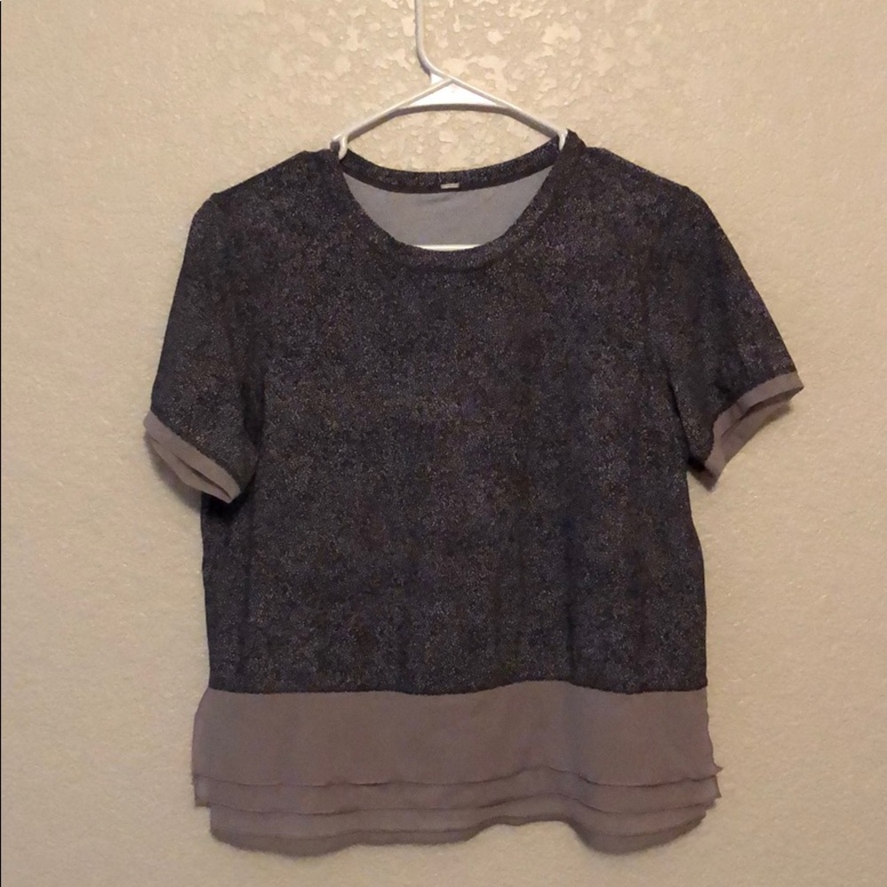 Lululemon top